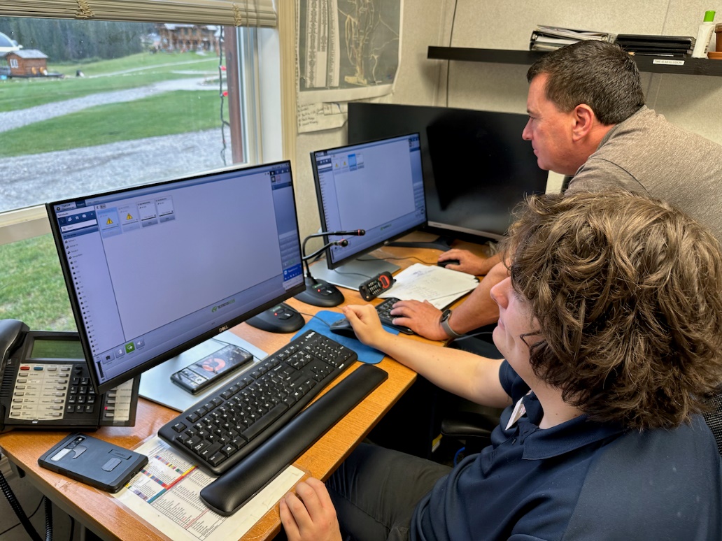 Dispatch operators using Remotatec console